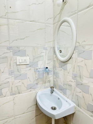 Deluxe-Doppelzimmer, Stadtblick | Badezimmer