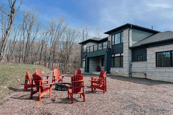 Roast marshmallows and sip hot chocolate by the firepit. Wood included!