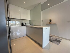 Private kitchen - Beautiful apartment in a beautiful complex close to the sea and restaurants (VC)
