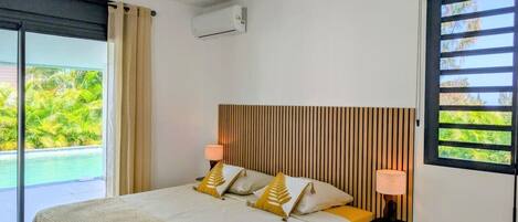 4 chambres, fer et planche à repasser, lit de bébé portatif, Wi-Fi