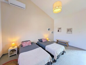 Room - Villa Néréa - 4 Bedrooms, pool near the lagoon (Saint-Paul)