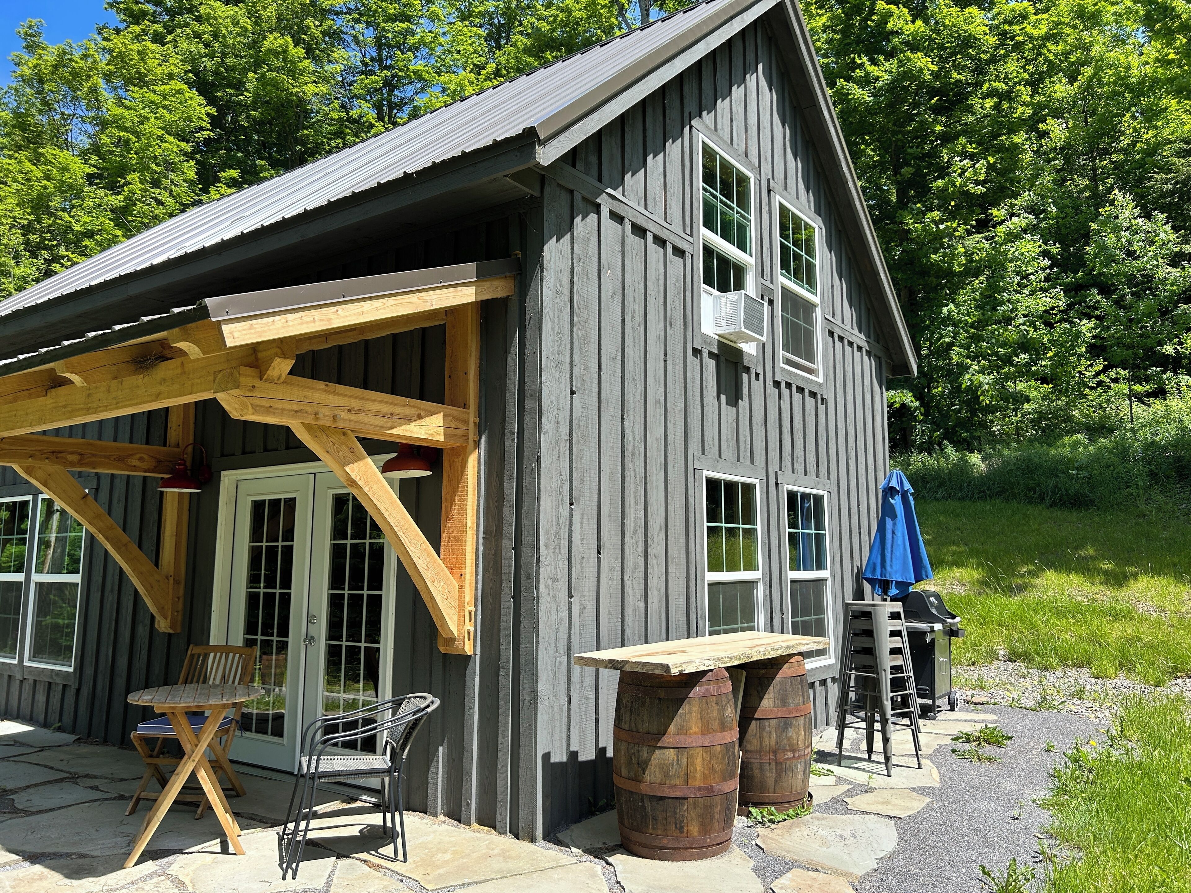 屋外ダイニングエリア