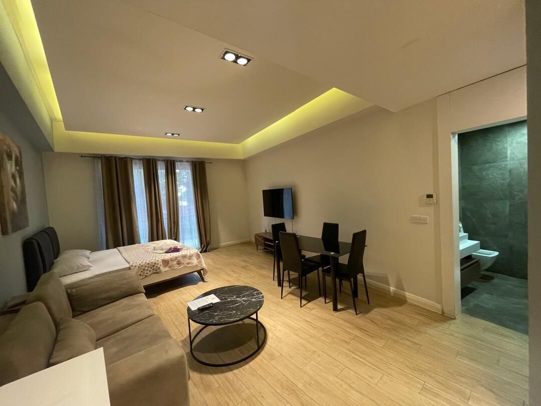 Blackout curtains, iron/ironing board, free WiFi