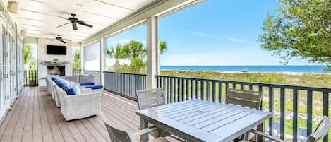 Outdoor dining