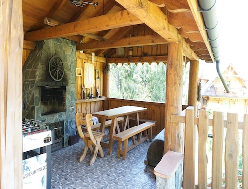 Apartment for 4 People With Garden View