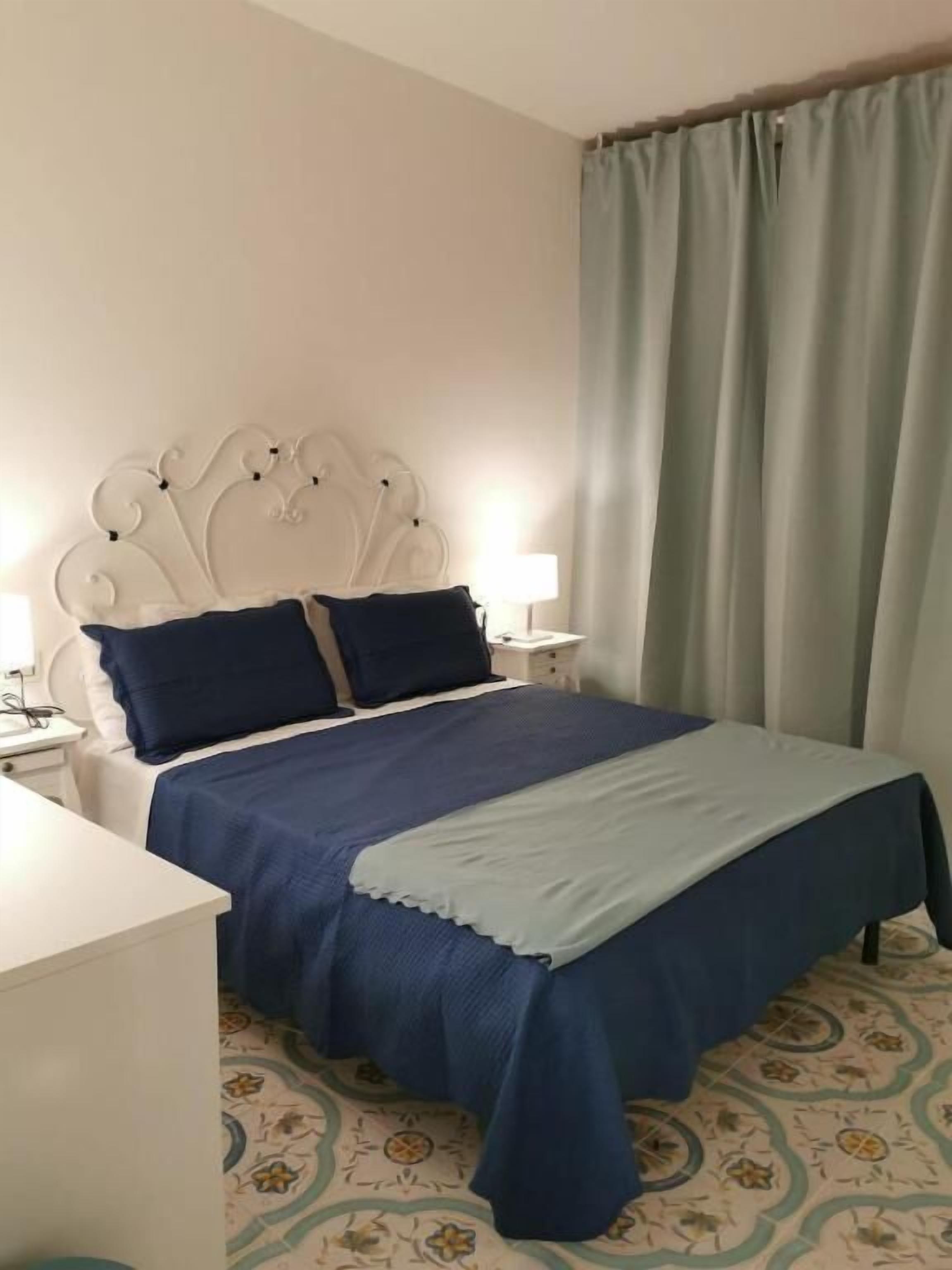 Kahden hengen perushuone