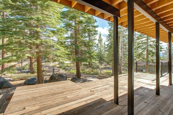 Walk To Heavenly Lifts! Spacious Family Retreat - Lake Tahoe