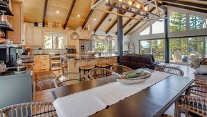 Nhà (4 Bedrooms) | Nội thất
