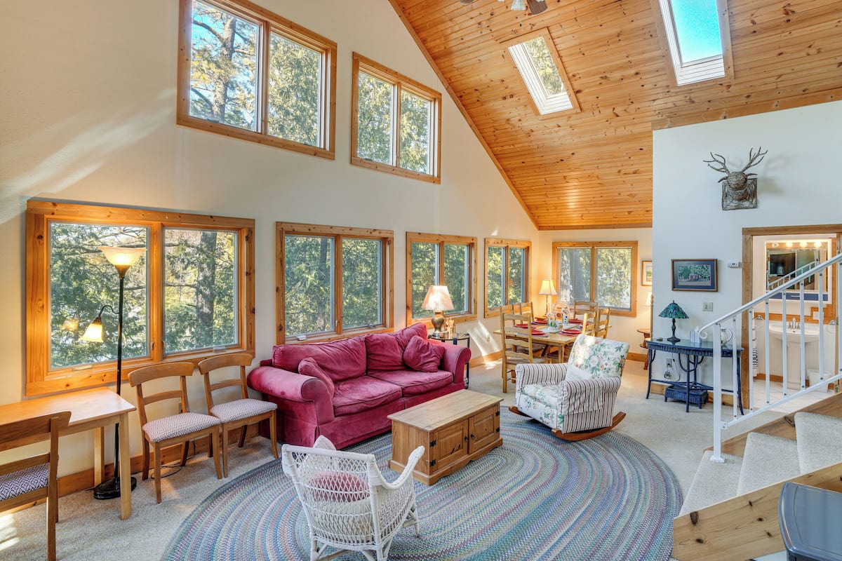 House (5 Bedrooms) | Front of property