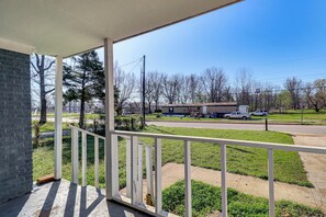 House (3 Bedrooms) | Interior - Country Comforts & River Fun! Gallaway Home (Gallaway)