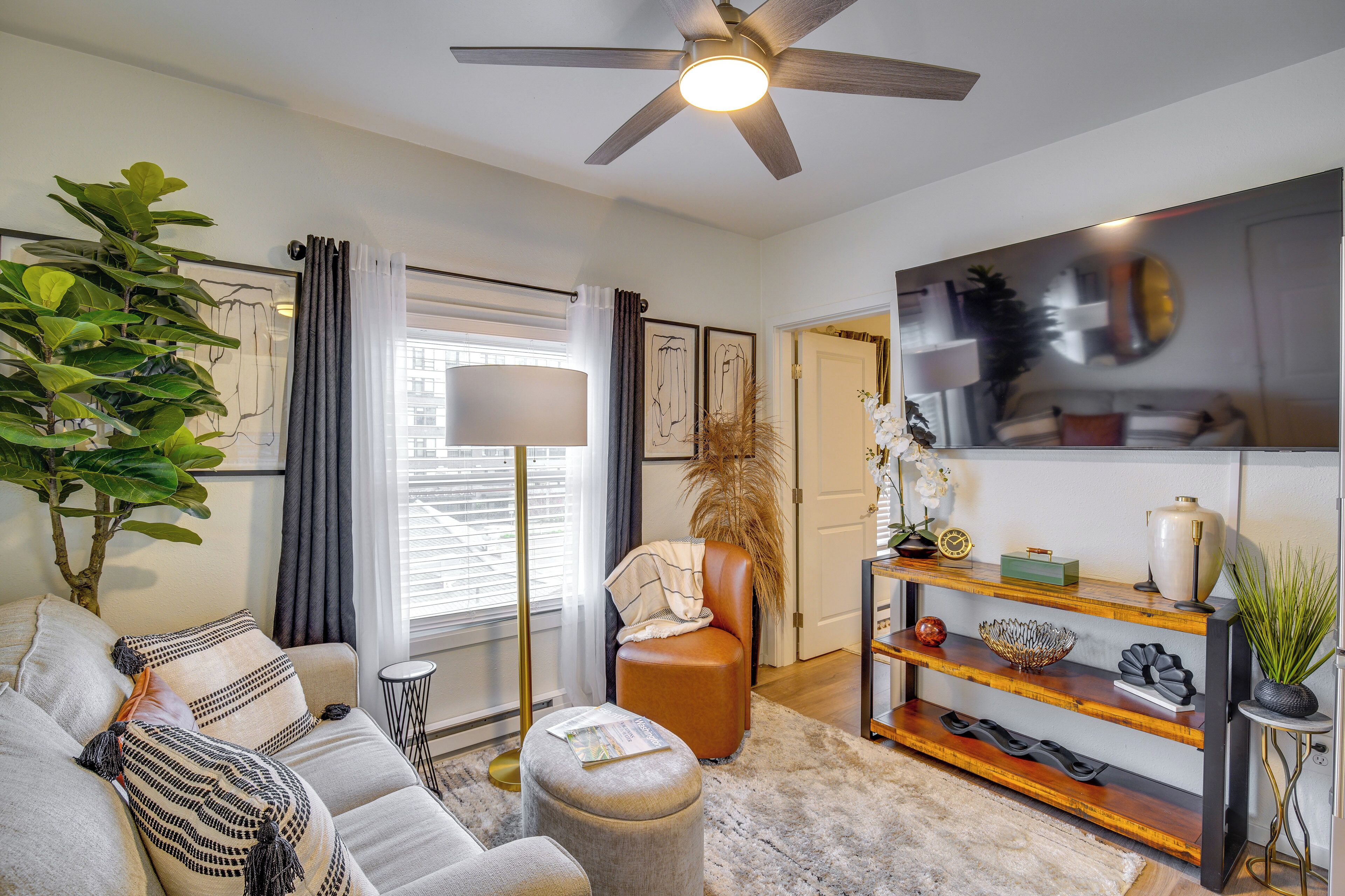 Apartment (1 Bedroom) | Interior