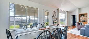 10 Mi to Fort Hood: Family Home w/ Backyard
