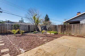 Interior - Pet-friendly Rental, Fenced Yard in Rancho Cordova (Rancho Cordova)