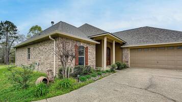 Rumah (3 Bedrooms) | Interior