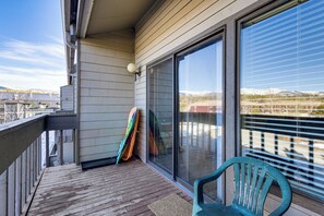 Interior - Shuttle to Winter Park Resort: Mtn-view Condo! (Fraser)