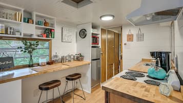 House (2 Bedrooms) | Bahagian dalam