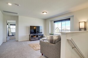 Talo (4 Bedrooms) | Sisätilat