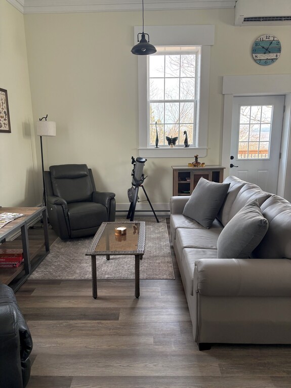 See The Worlds Highest Tides And Stay In This Splendid 2 Bedroom Cottage - Nova Scotia