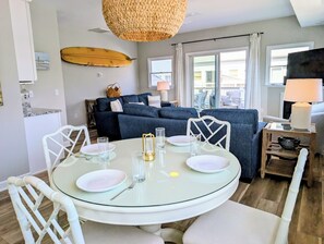 Smart TV - Private Beach Access + 10 Beach Chairs. 4-BR Townhome Sleeps 10 (Bethany Beach)