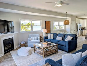 Smart TV - Private Beach Access + 10 Beach Chairs. 4-BR Townhome Sleeps 10 (Bethany Beach)