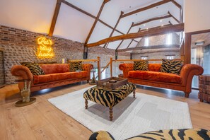 Interior - Hillside Barn, Gimingham, Cromer, Norfolk (Gimingham)