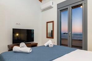 House | 2 bedrooms, Internet - Villa Alexia - Private Pool Panoramic Sea Views (Samos)