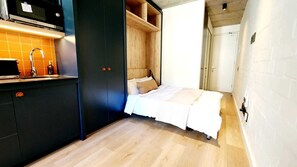 WiFi, bed sheets - Wonderful Micro unit in vibrant Cape Town near top spots in Sea Point (Cape Town)