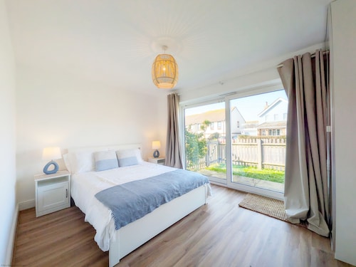 The Beach Flat - Selsey -  a flat that sleeps 4 guests  in 1 bedroom