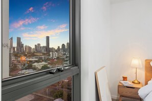 Interior - Massive Stadium View | 2BR | Free Parking|CBD (Kangaroo Point)