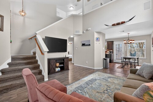 Dimples In Temple - Texas Charm & Modern Comfort 3 Bedroom Home