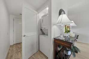 Unclassified image, 4 of 23, button - Three Bedroom Two Bathroom Condo in Pigeon Forge| Near Dollywood| Sleeps 8 (Pigeon Forge)