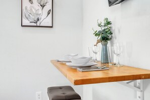 Dining - Hill Country Views | Canyon Lake Retreat (Canyon Lake)