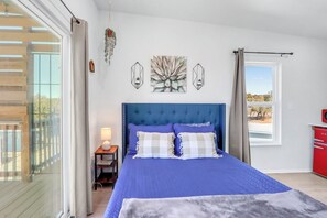 1 bedroom, WiFi, bed sheets - Hill Country Views | Canyon Lake Retreat (Canyon Lake)