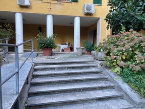 Exterior detail - Cozy home in the heart of authentic Garbatella (Roma)