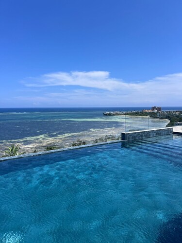 Mombasa nyali Ocean view/rooftop pool/gym