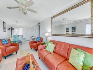 Smart TV, ping pong - Bent Palm 401 | Oceanfront w/Rooftop Balcony (Ormond Beach)