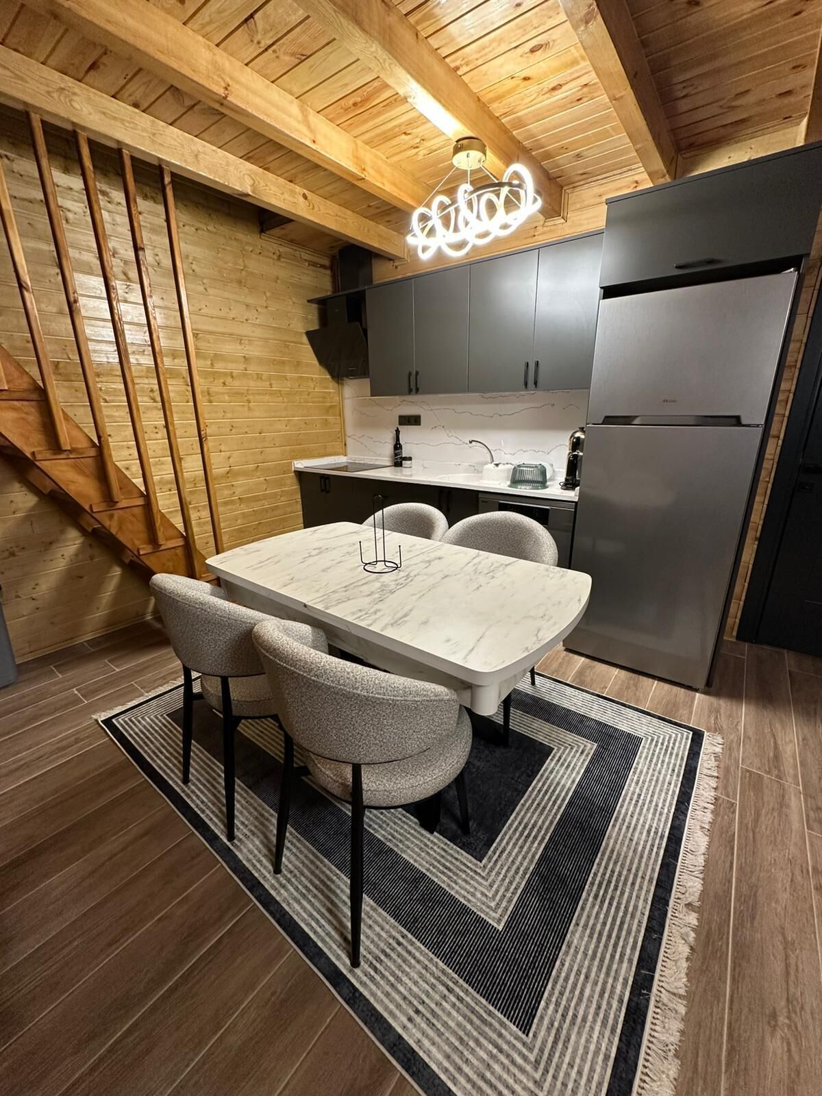 Bungalow - 2 sovrum - privat pool - utsikt mot bergen | Restauranger