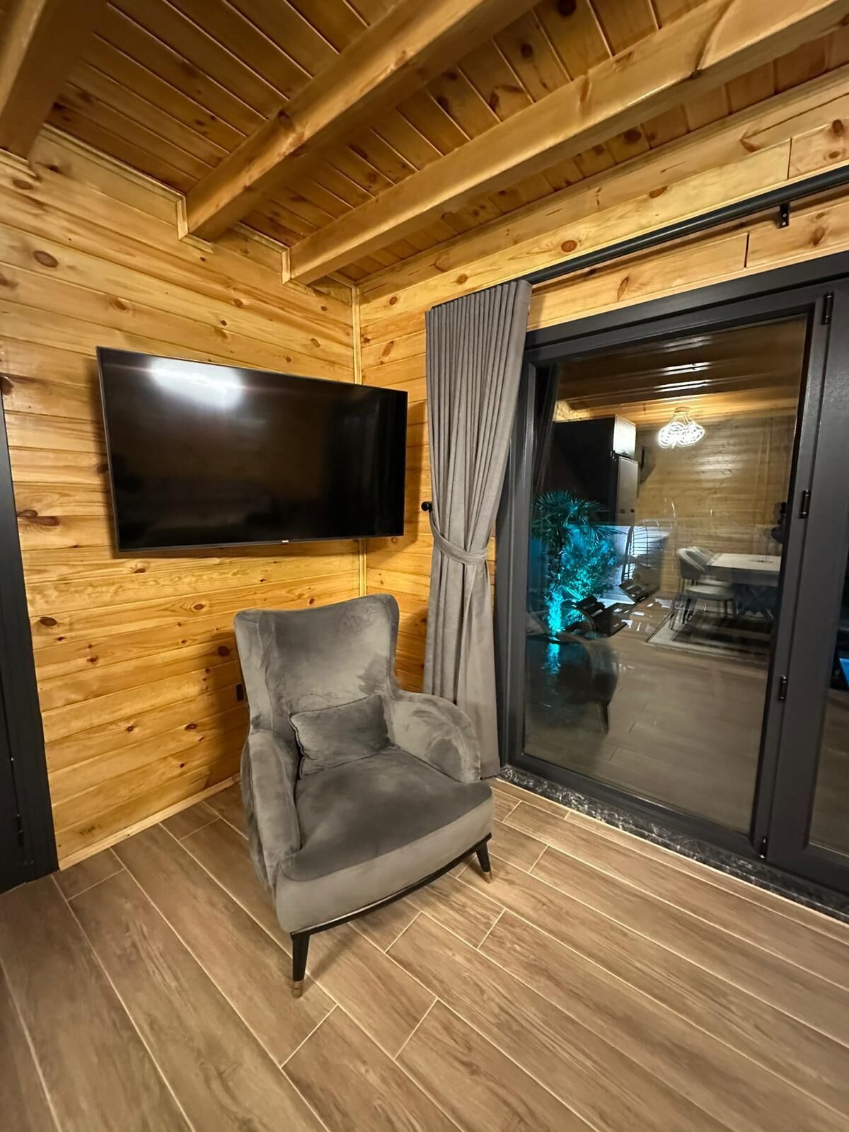 Bungalow, 2 chambres, piscine privée, vue montagne | Intérieur