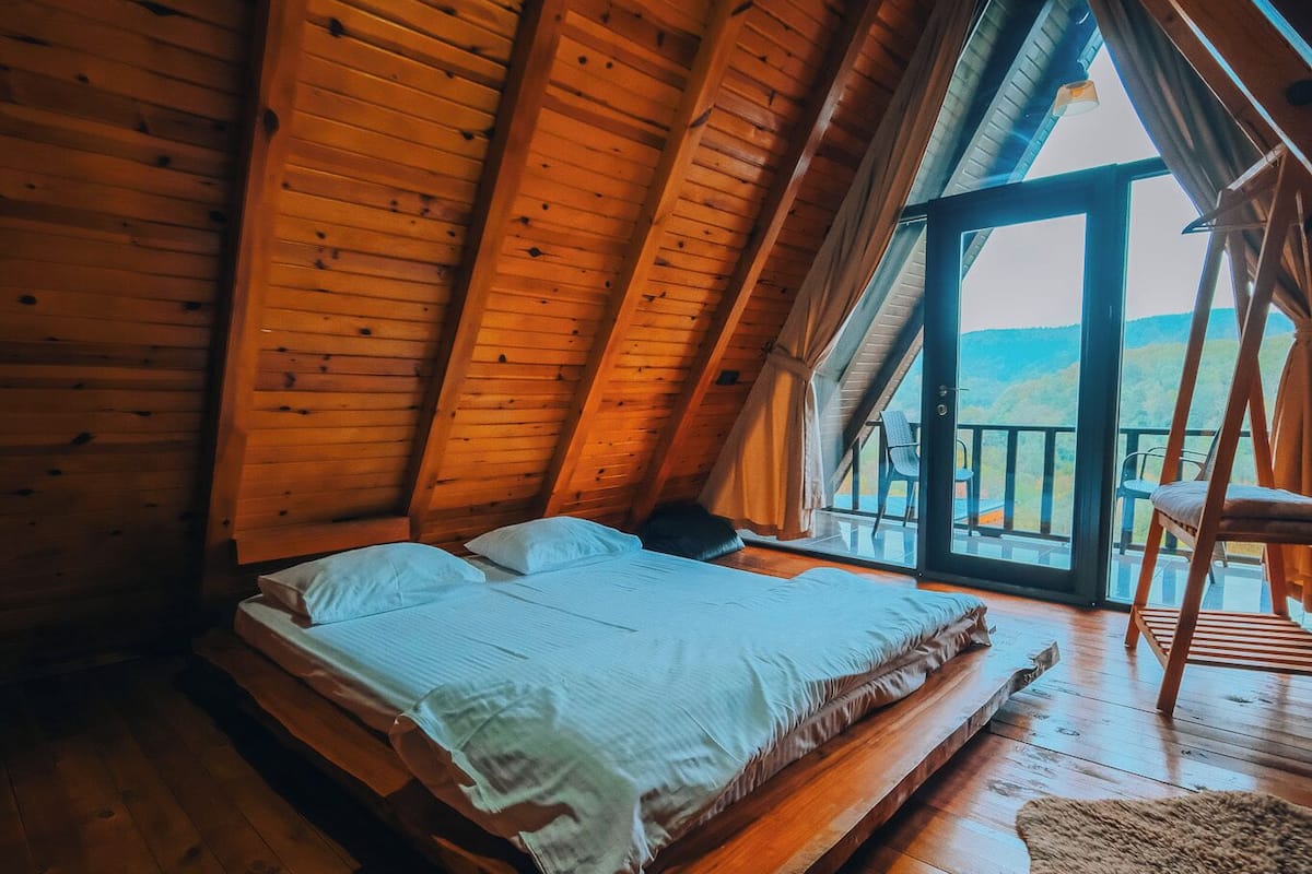 Bungalow, hồ bơi riêng, quang cảnh núi