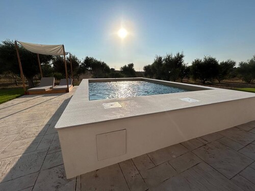 Elaionas Luxe w/ Private Pool - No. 3