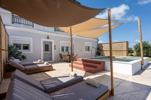 Elaionas Luxe w/ Private Pool : No.2