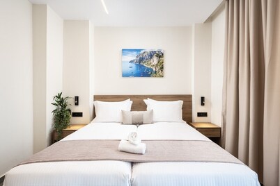Duka Suites 101 - Near Port, Beaches