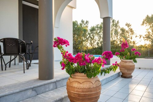 Villa Catina | 3BR Private Pool Near Marmari Beach