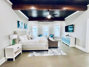 Rumah, Beberapa Tempat Tidur, patio, pemandangan kebun (Coastal Cove)