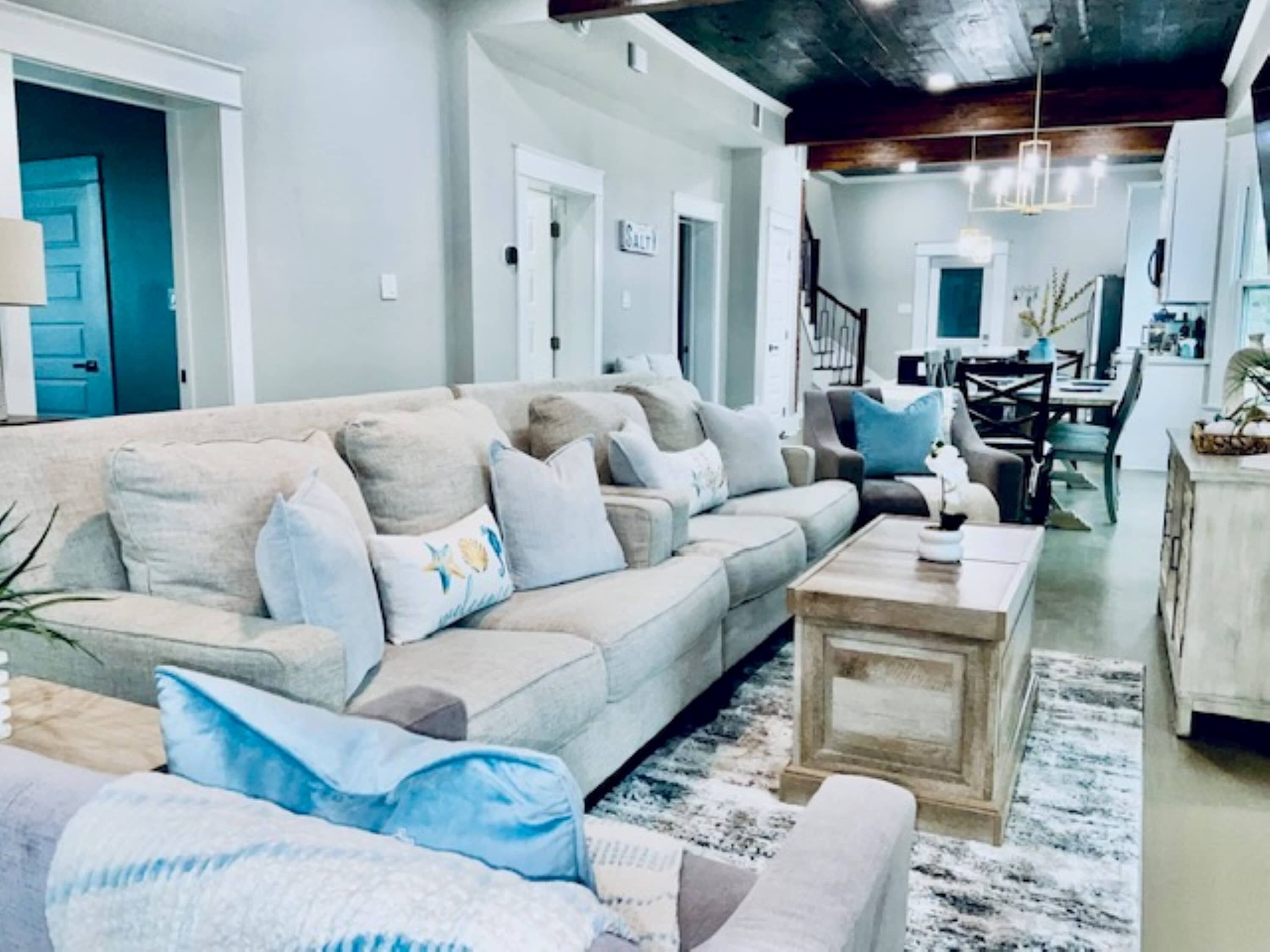 Rumah, Beberapa Tempat Tidur, patio, pemandangan kebun (Coastal Cove) | Area keluarga