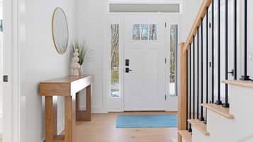 House, Multiple Beds, Patio, Garden View (Van Duyne North) | Interior