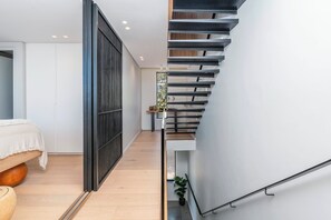 Interior - Panoramic Perfection: The Waterfront (Cape Town)