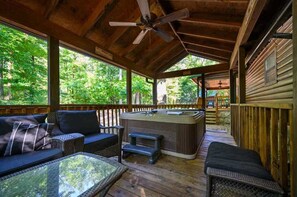 Terrace/patio - New! Play in Lukfata Creek! Hot Tub! Fire pit! (Broken Bow)