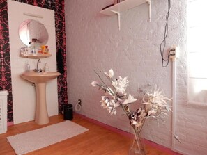 패밀리룸, 정원 전망 | 욕실