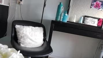 Dobbeltrom – deluxe, balkong, hageutsikt | Innvendig